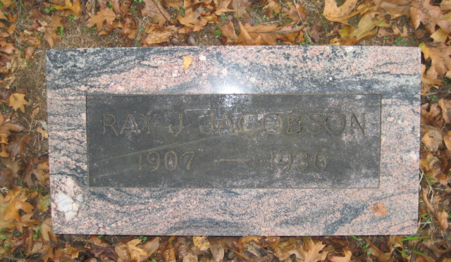 Raymond Jackobson headstone